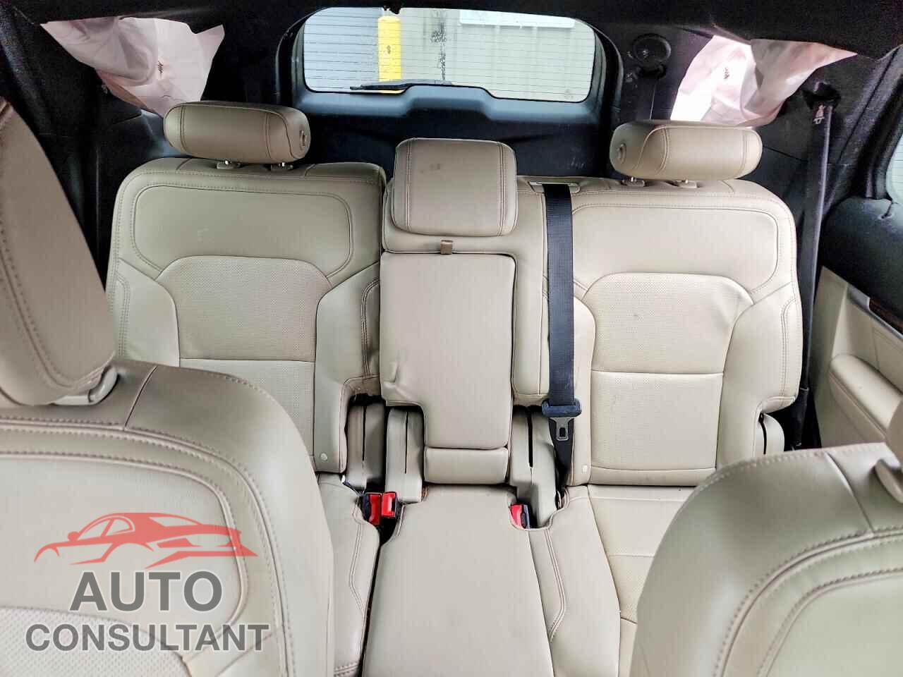 FORD EXPLORER 2018 - 1FM5K8F80JGB96554