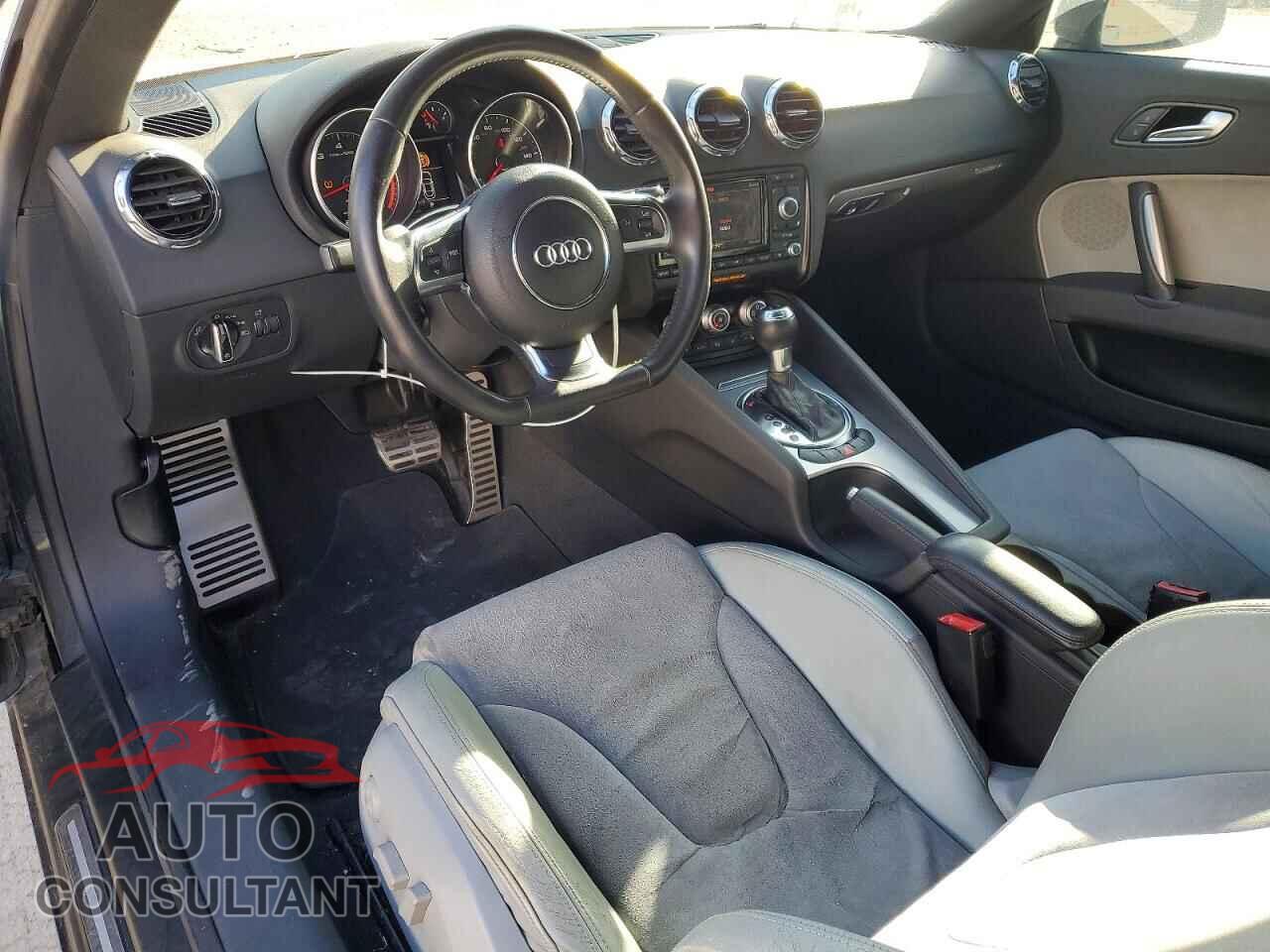 AUDI TT 2012 - TRUBFAFK0C1001398