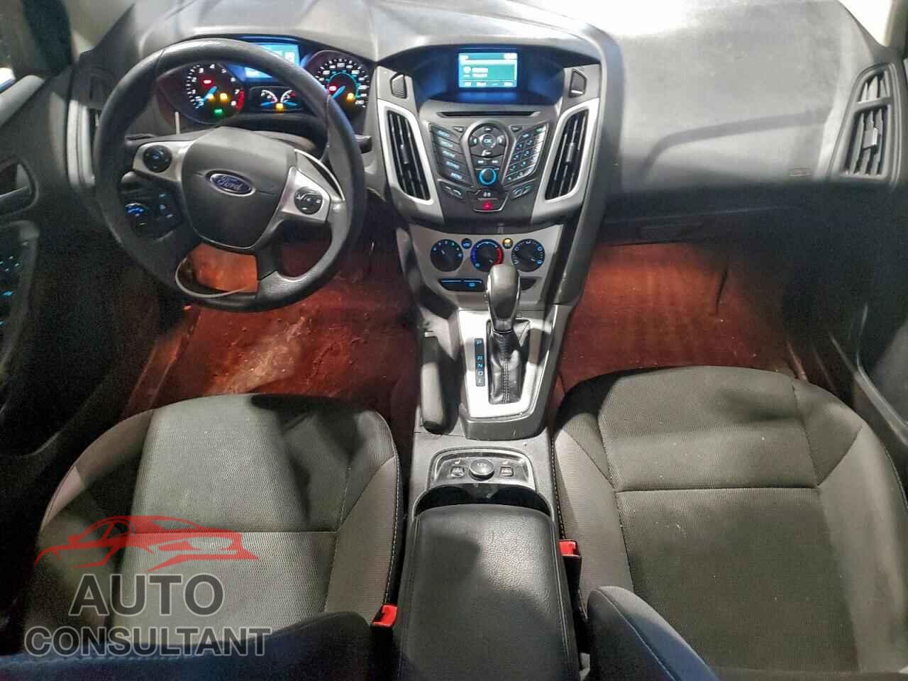 FORD FOCUS 2014 - 1FADP3F23EL267622