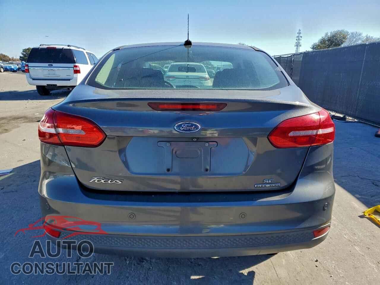 FORD FOCUS 2015 - 1FADP3F27FL298261