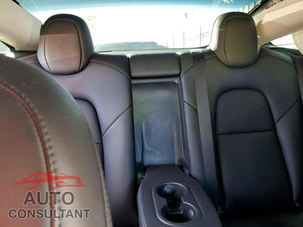TESLA MODEL 3 2023 - 5YJ3E1EA4PF403951