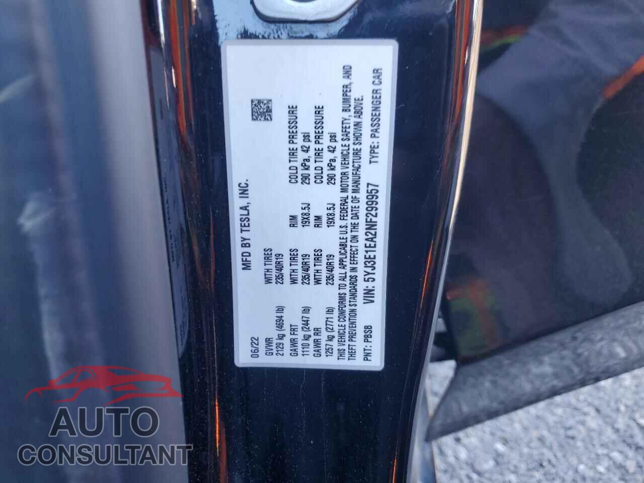 TESLA MODEL 3 2022 - 5YJ3E1EA2NF299957