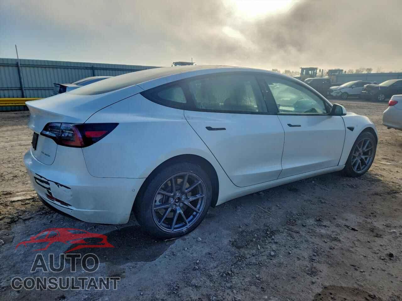 TESLA MODEL 3 2022 - 5YJ3E1EB8NF170419