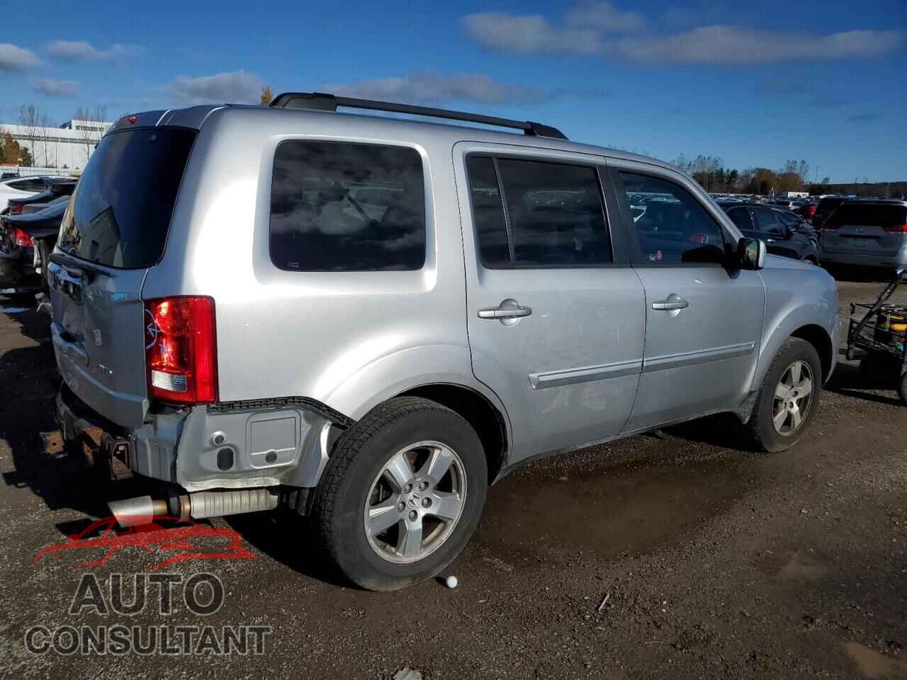 HONDA PILOT 2011 - 5FNYF4H62BB503440