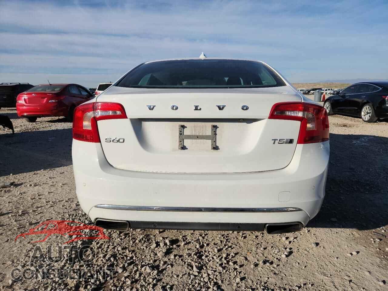 VOLVO S60 2017 - LYV402TK9HB154148