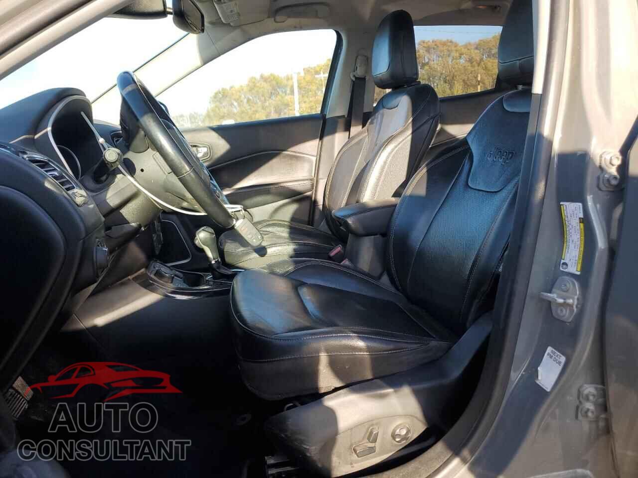 JEEP COMPASS 2019 - 3C4NJDCB2KT776157