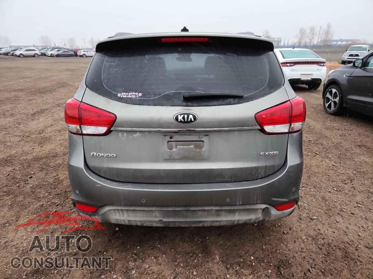 KIA RONDO 2015 - KNAHU8A34F7089924