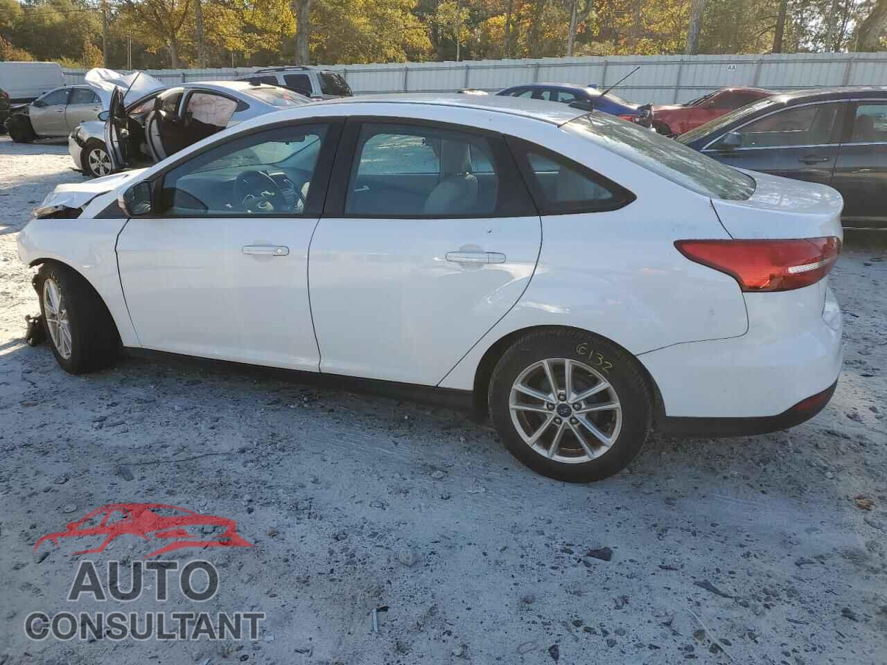 FORD FOCUS 2016 - 1FADP3F25GL228498