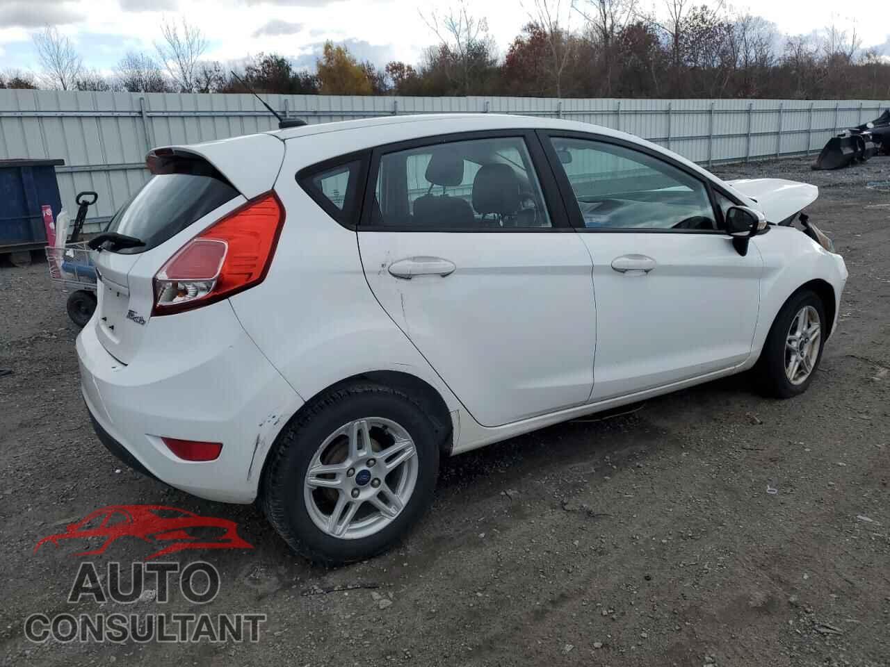 FORD FIESTA 2017 - 3FADP4EJXHM102961