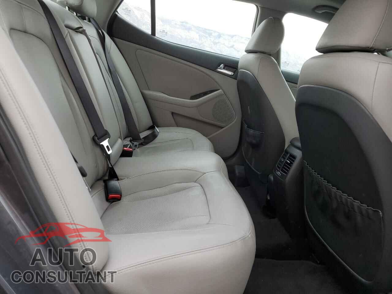 KIA OPTIMA 2011 - KNAGN4A76B5174063