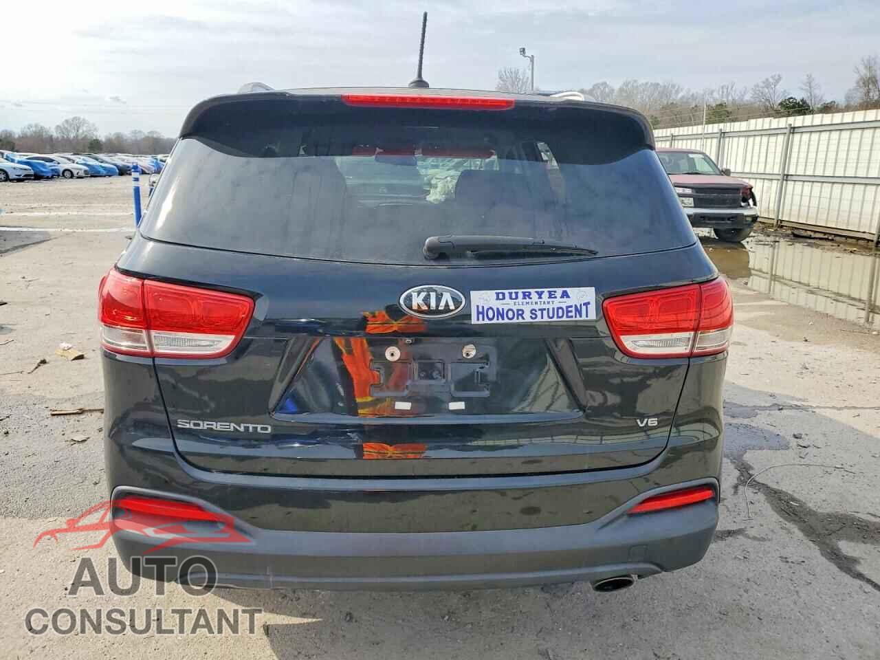 KIA SORENTO 2017 - 5XYPGDA55HG215181