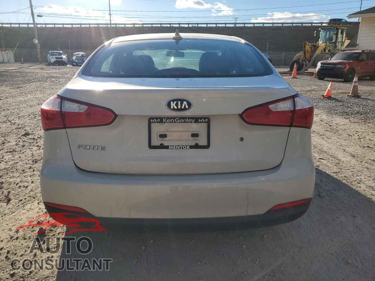 KIA FORTE 2015 - KNAFK4A69F5390751