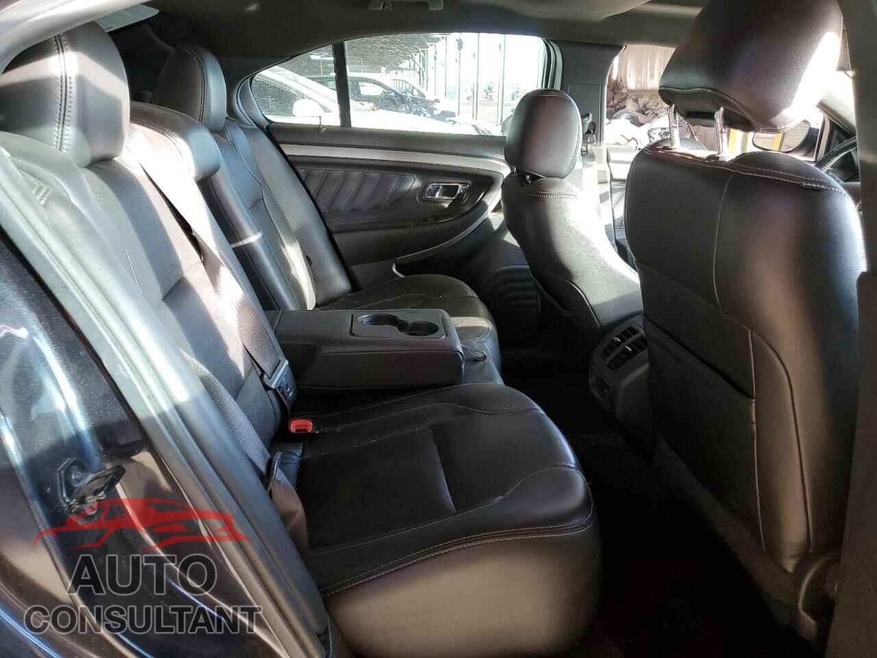 FORD TAURUS 2017 - 1FAHP2H87HG125980