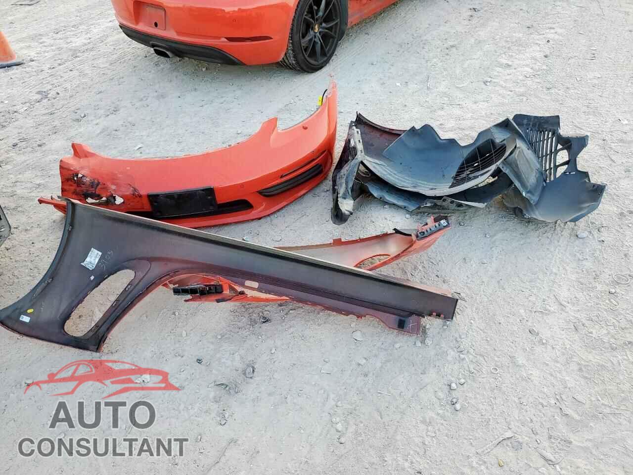 PORSCHE BOXSTER 2018 - WP0CA2A8XJS210217