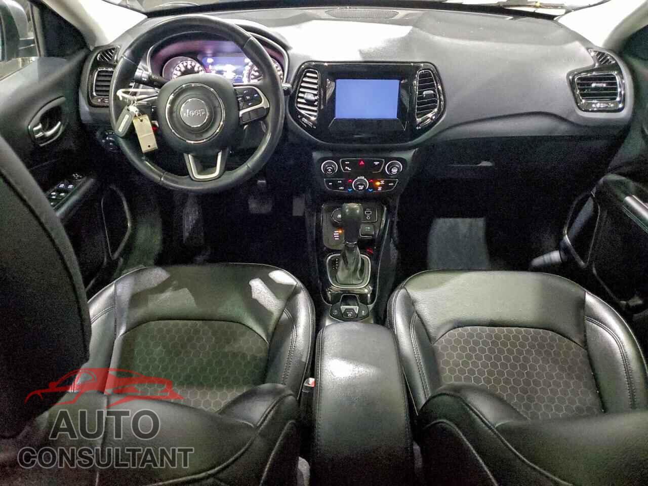 JEEP COMPASS 2020 - 3C4NJDBB5LT109084