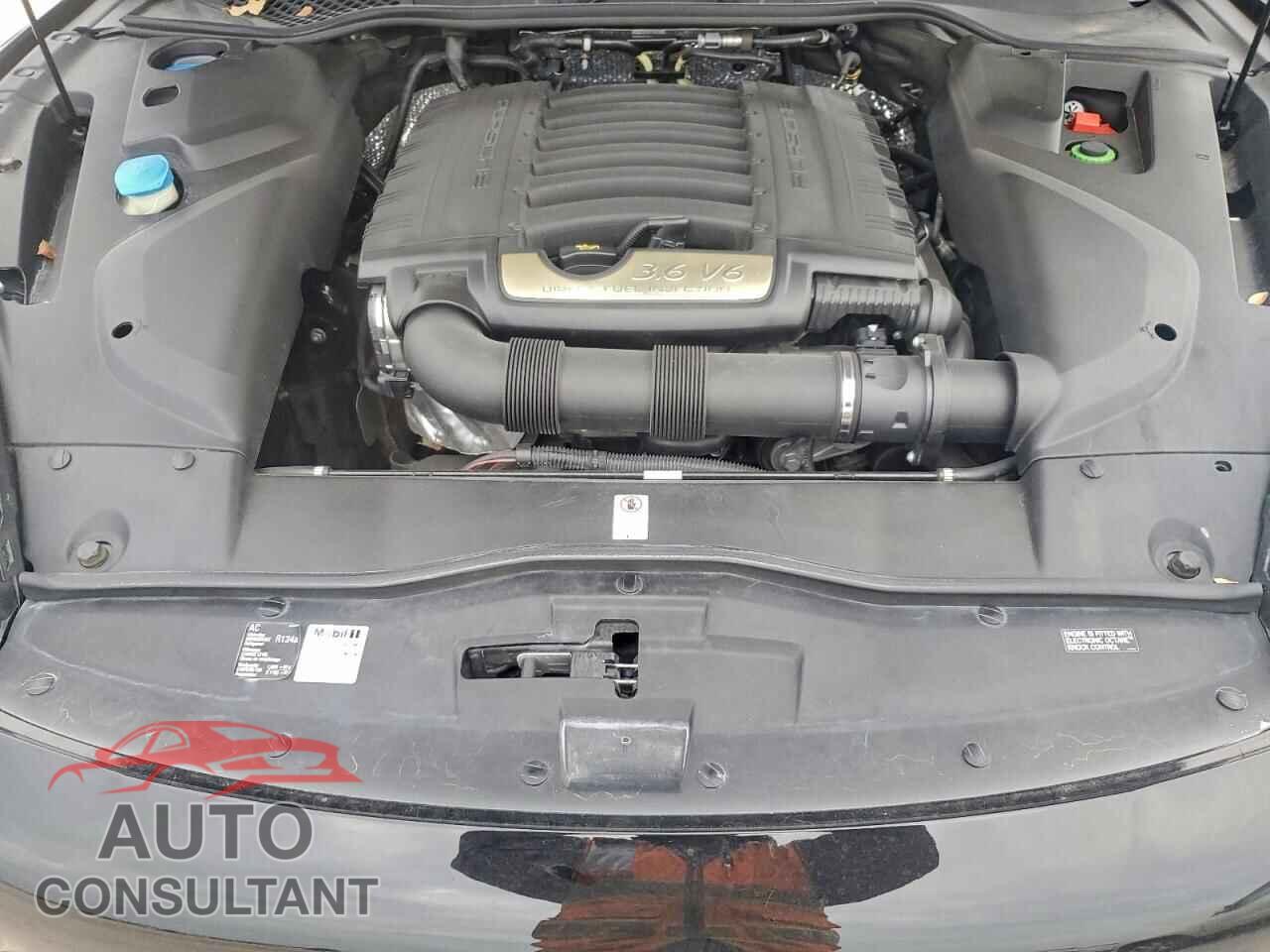 PORSCHE CAYENNE 2016 - WP1AA2A21GLA00710