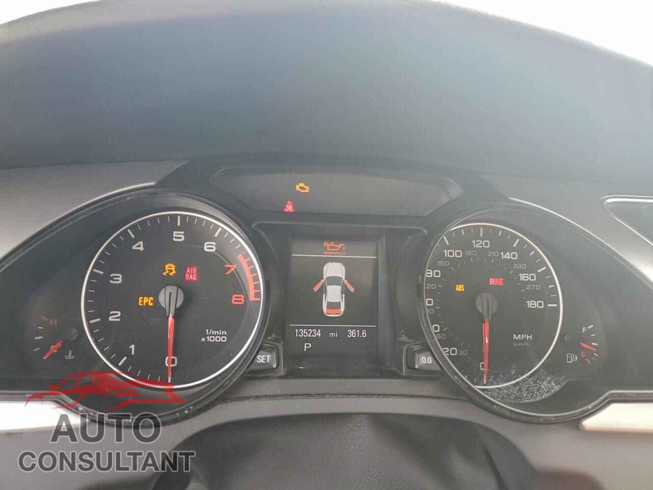 AUDI A5 2011 - WAULFAFR6BA074475