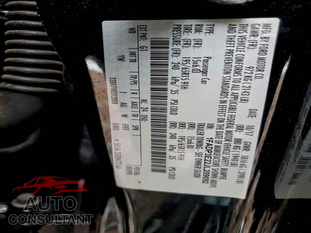 FORD FOCUS 2018 - 1FADP3E22JL209092