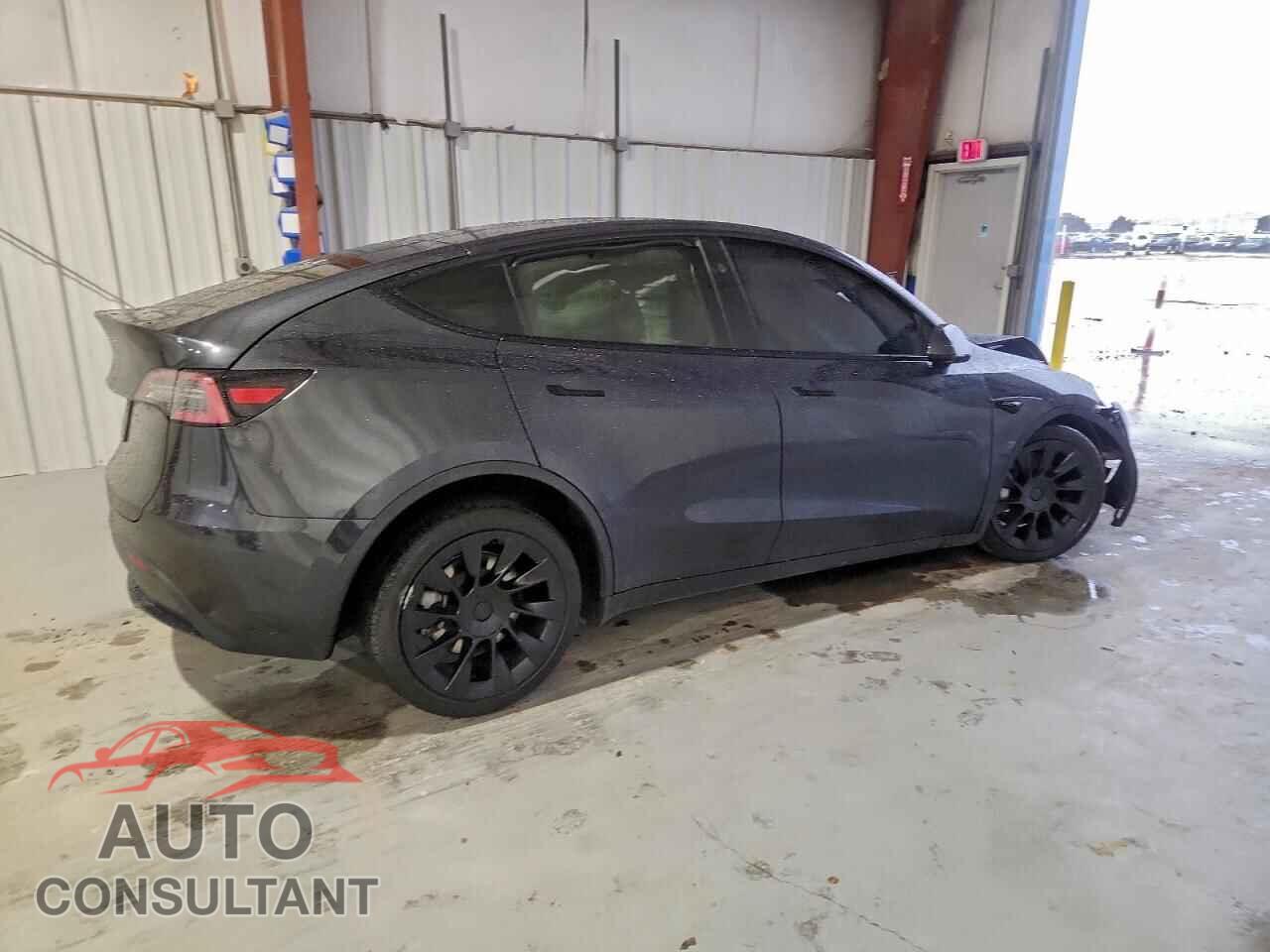 TESLA MODEL Y 2024 - 7SAYGDED8RF046825