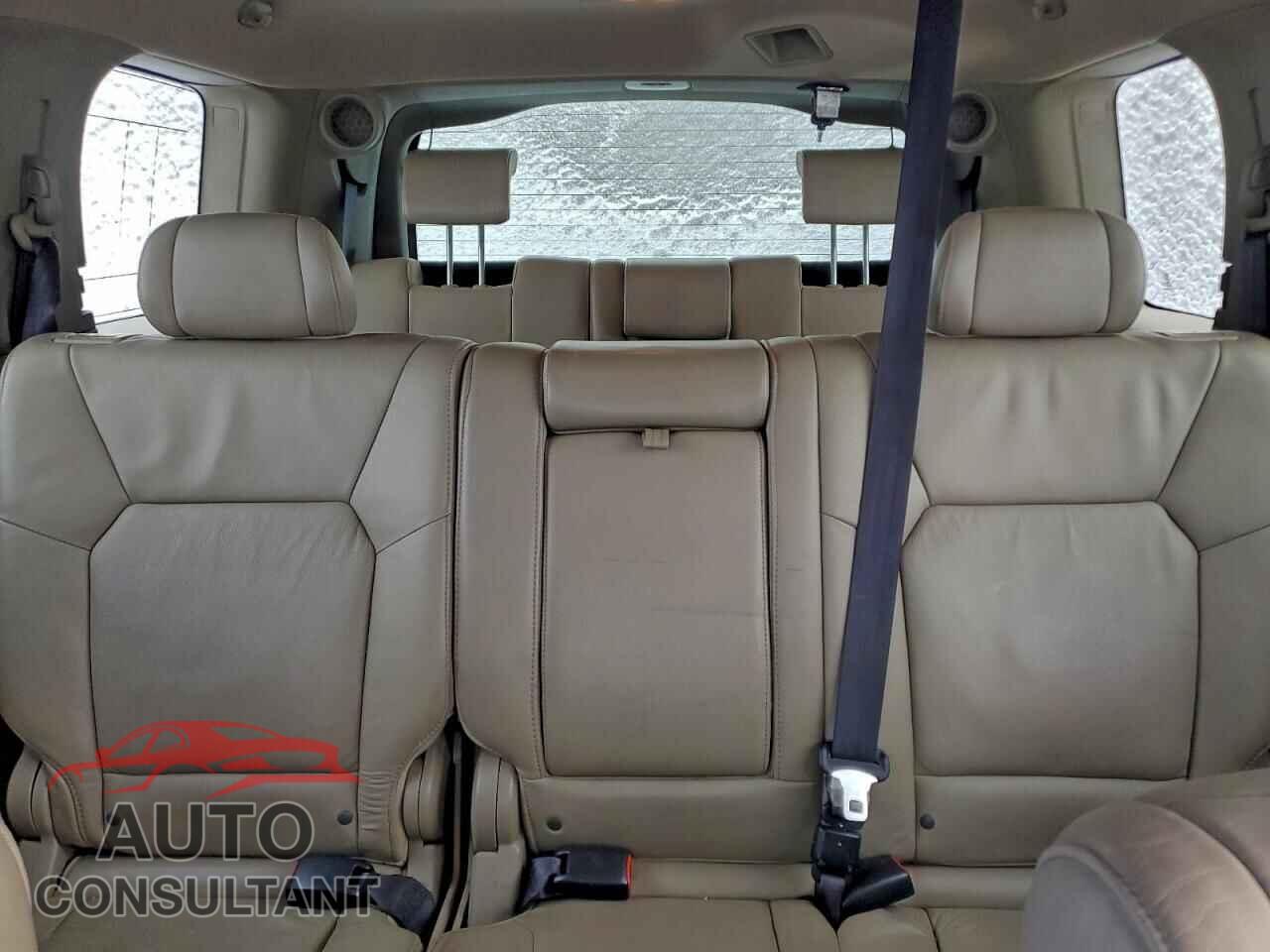 HONDA PILOT 2010 - 5FNYF3H85AB014105