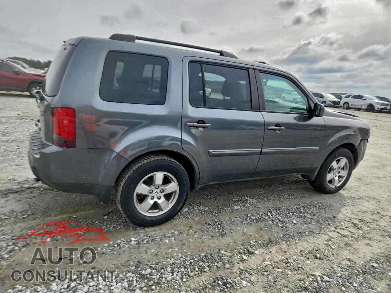 HONDA PILOT 2011 - 5FNYF3H5XBB021705
