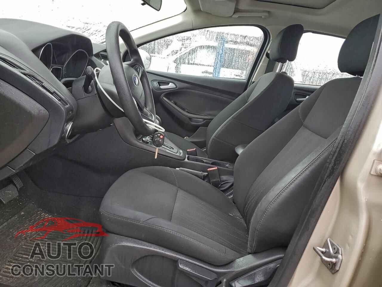 FORD FOCUS 2017 - 1FADP3H25HL205639