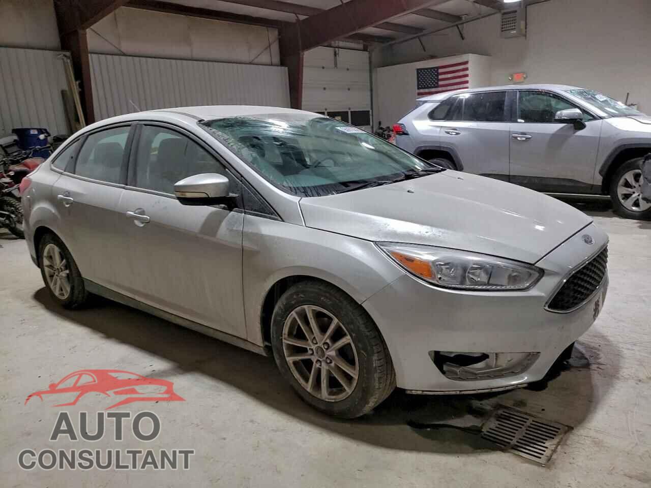 FORD FOCUS 2015 - 1FADP3F27FL243258