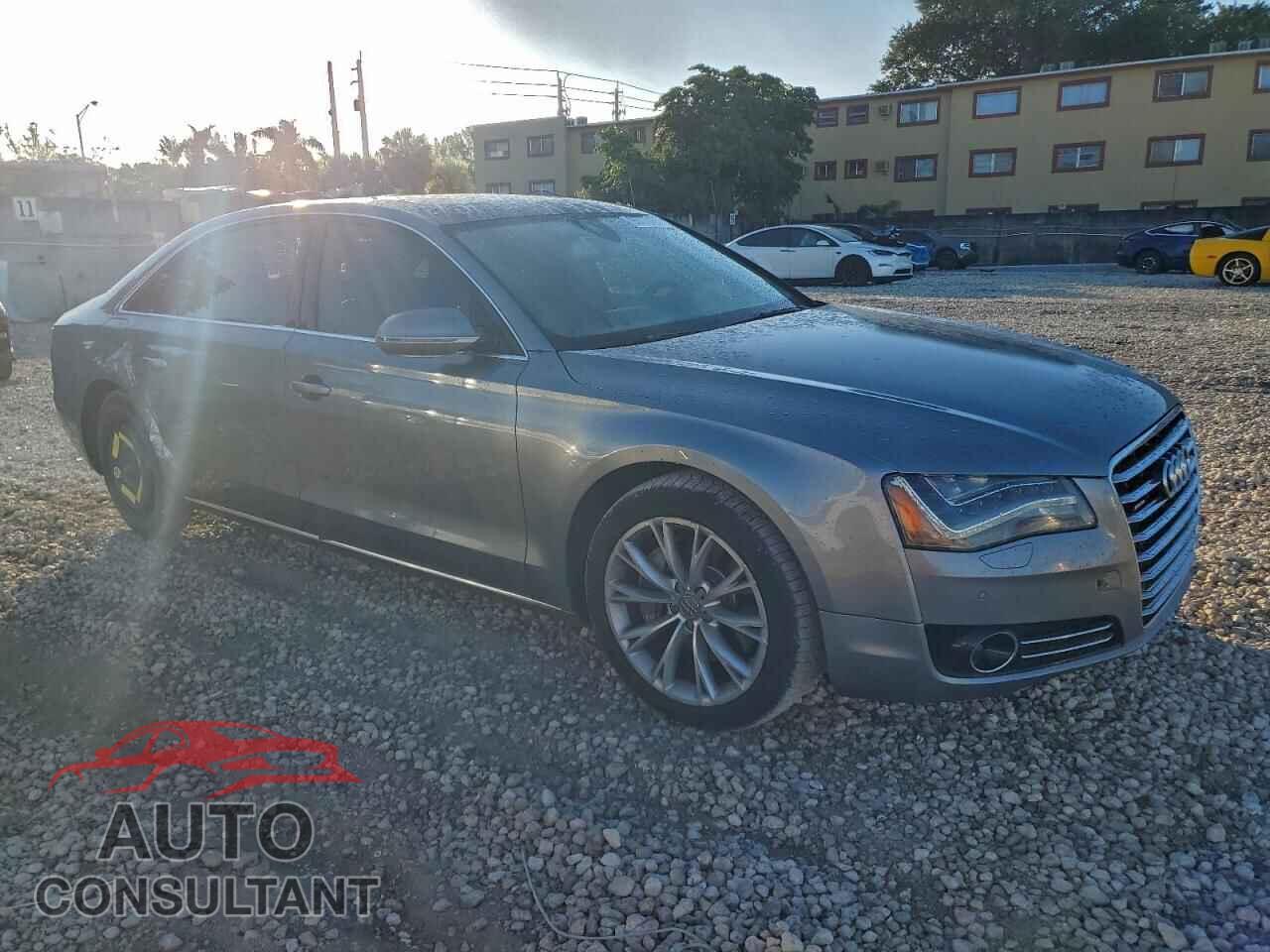 AUDI A8 2013 - WAURGAFD1DN007094