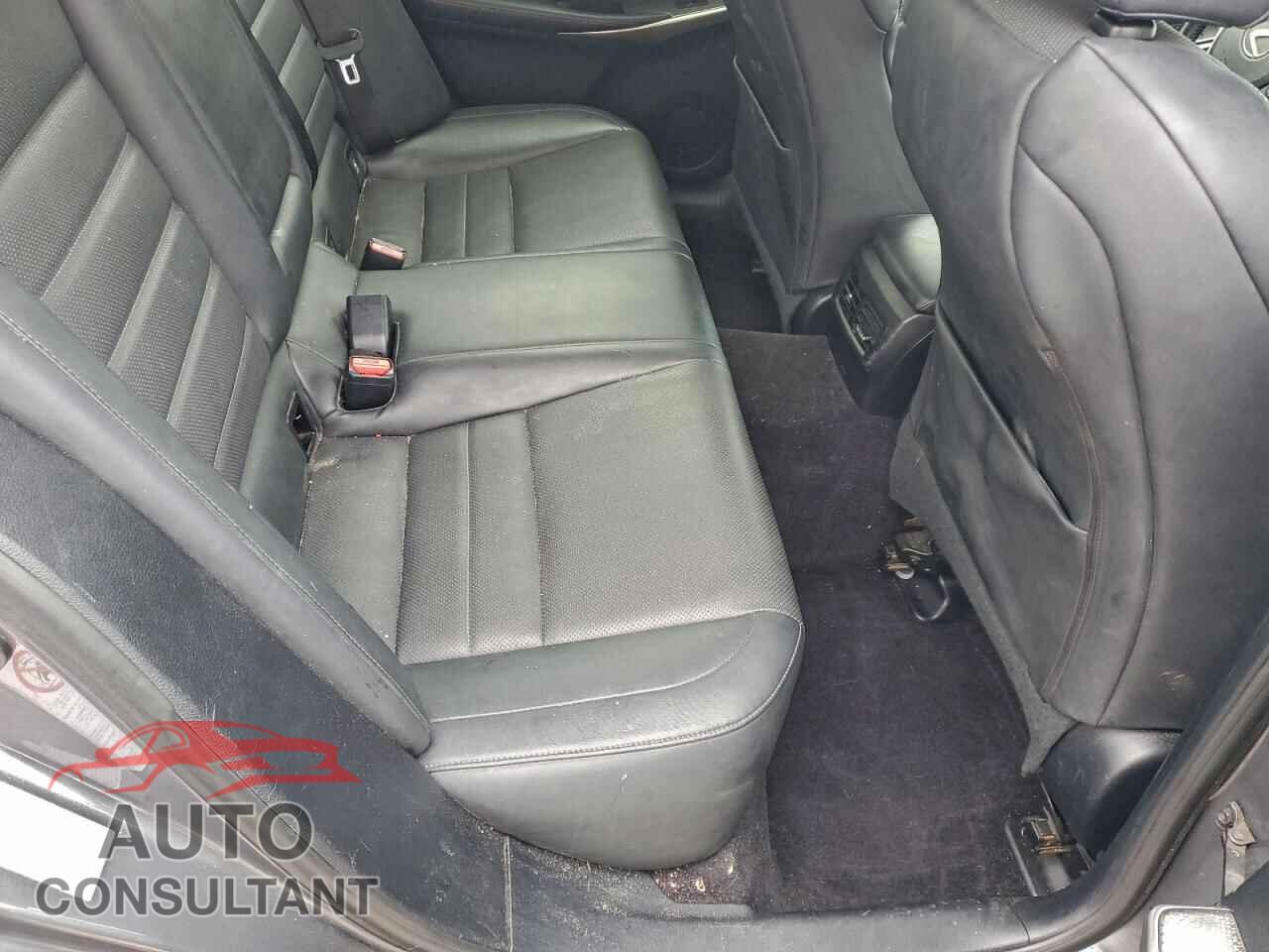LEXUS IS 2014 - JTHBF1D24E5000455