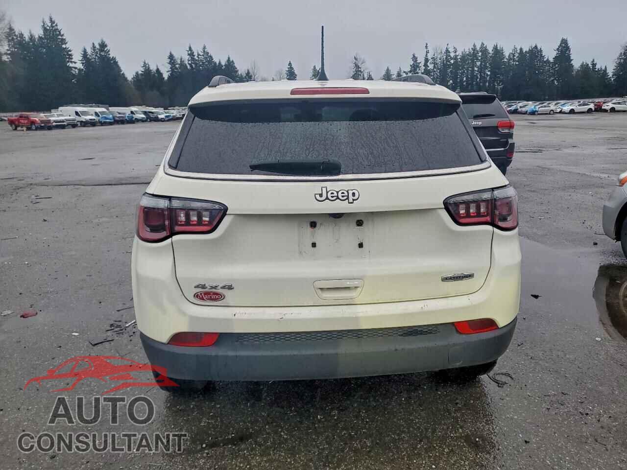 JEEP COMPASS 2018 - 3C4NJDBB2JT401241