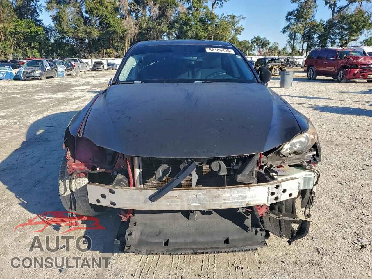 LEXUS IS 2015 - JTHBF1D22F5047100