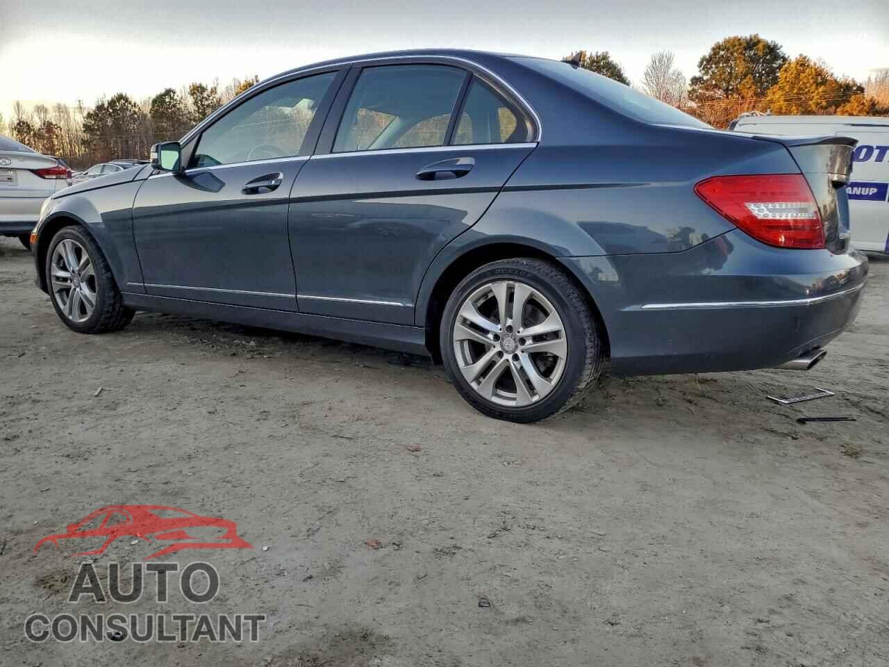 MERCEDES-BENZ C-CLASS 2014 - WDDGF8AB6EG224244