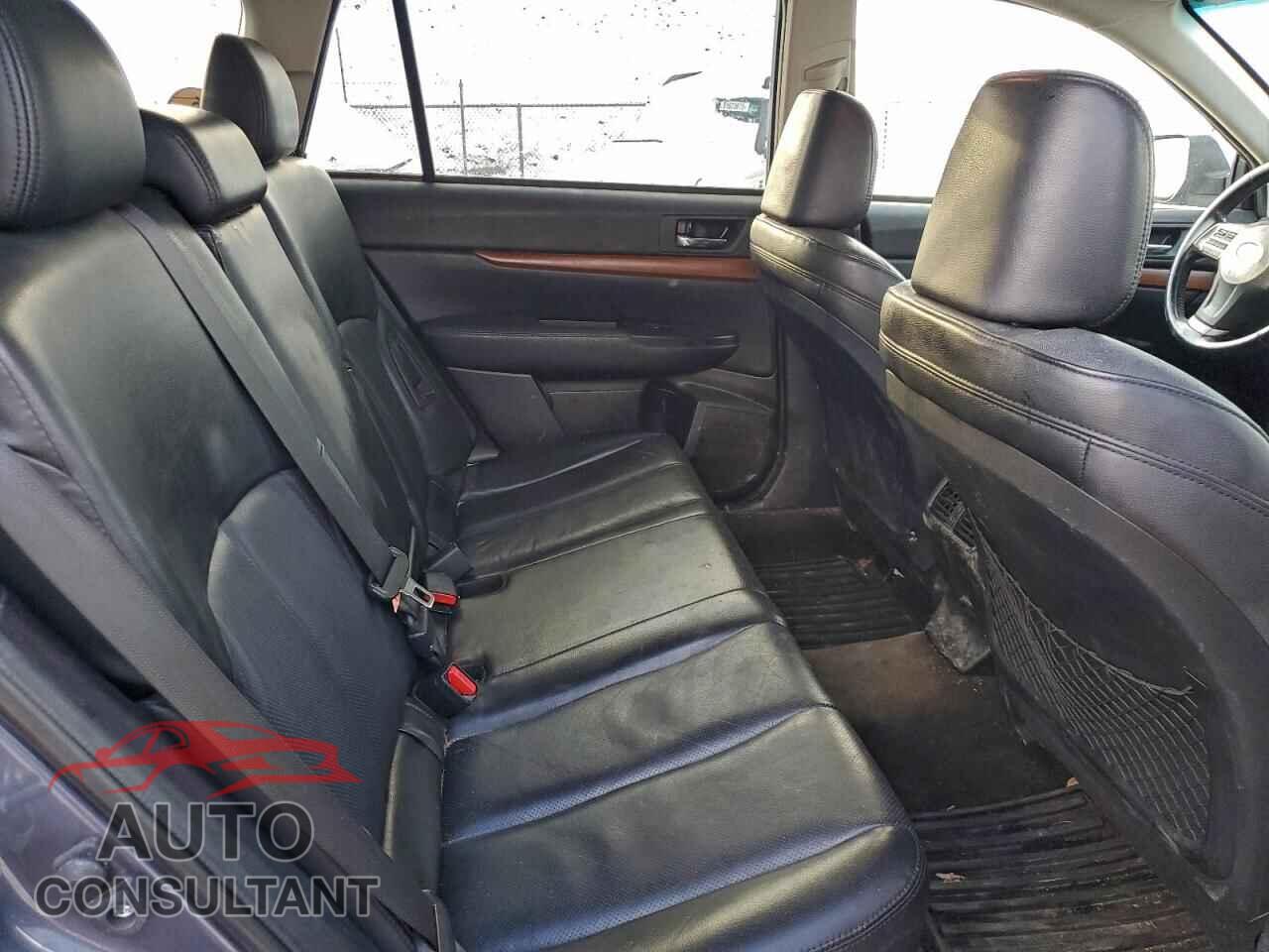 SUBARU OUTBACK 2014 - 4S4BRBLC9E3213286