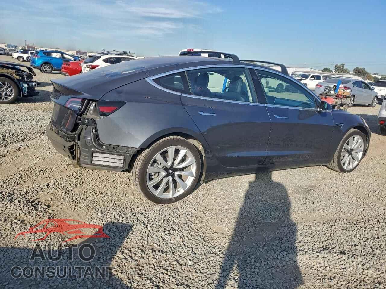TESLA MODEL 3 2018 - 5YJ3E1EA8JF162984