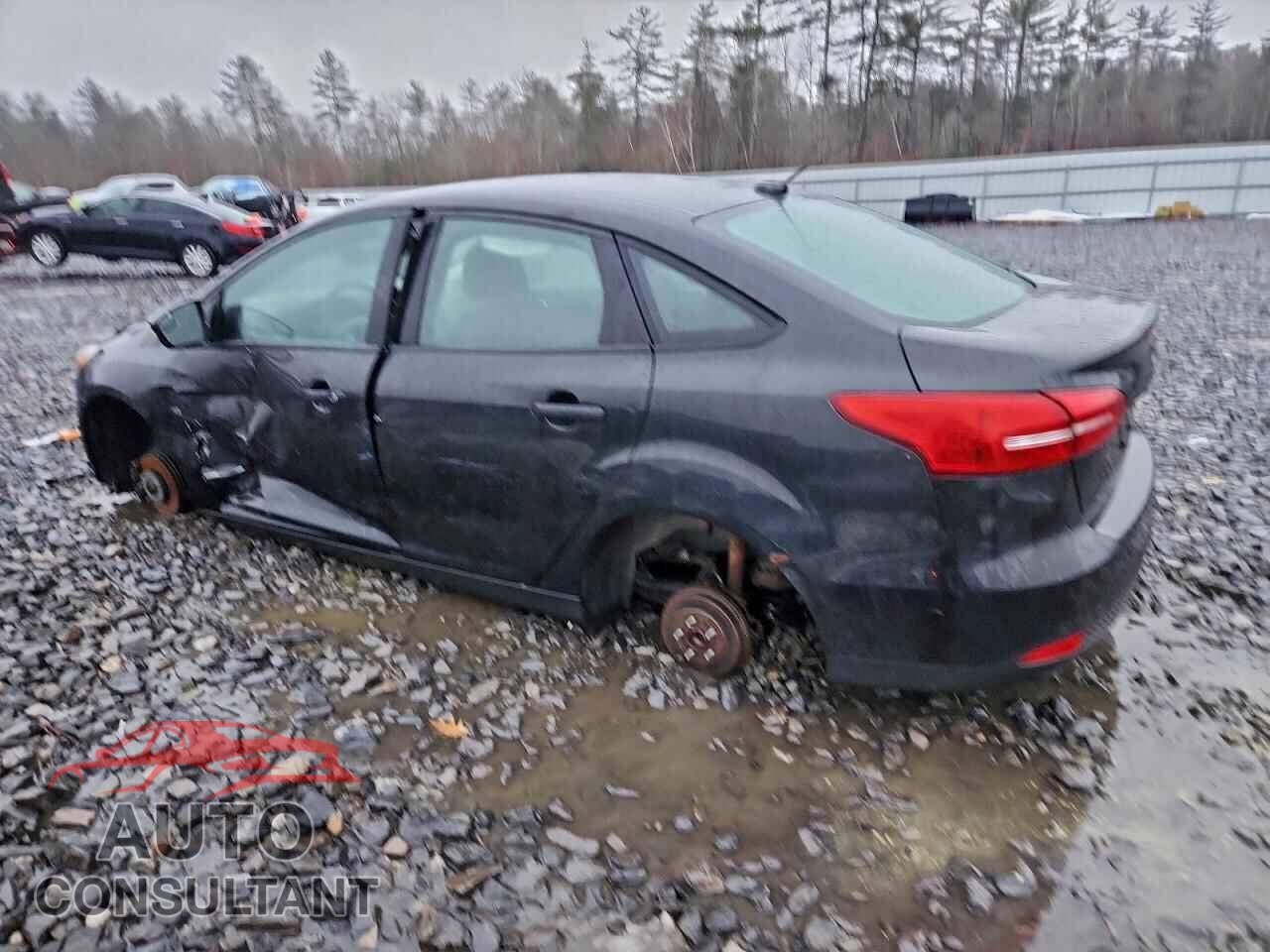 FORD FOCUS 2015 - 1FADP3F22FL296501