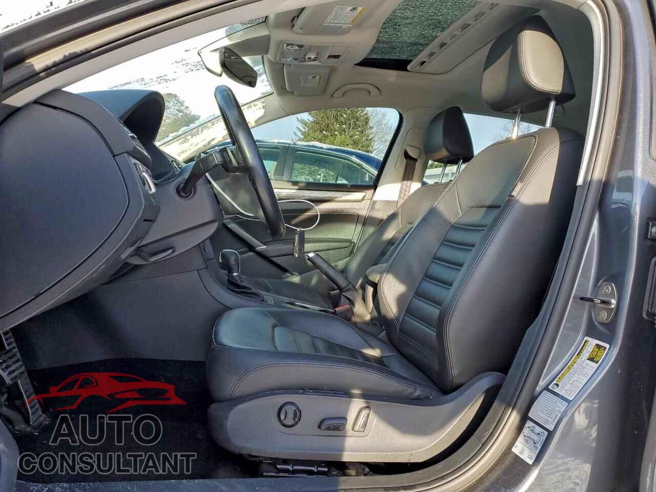 VOLKSWAGEN PASSAT 2017 - 1VWCM7A34HC081448