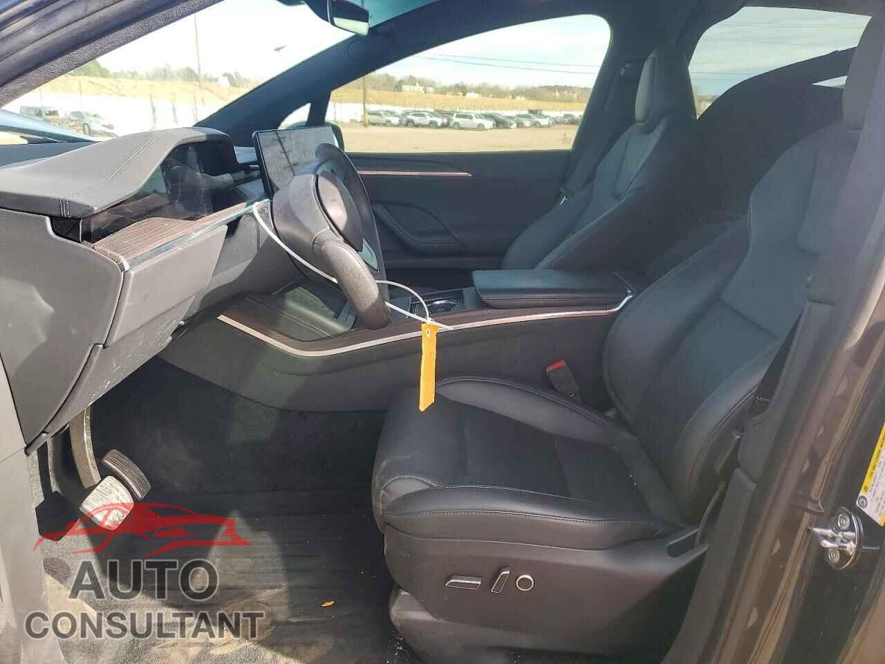 TESLA MODEL X 2024 - 7SAXCDE52RF450929