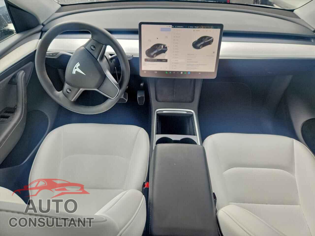 TESLA MODEL Y 2024 - 7SAYGDEE5RF088927