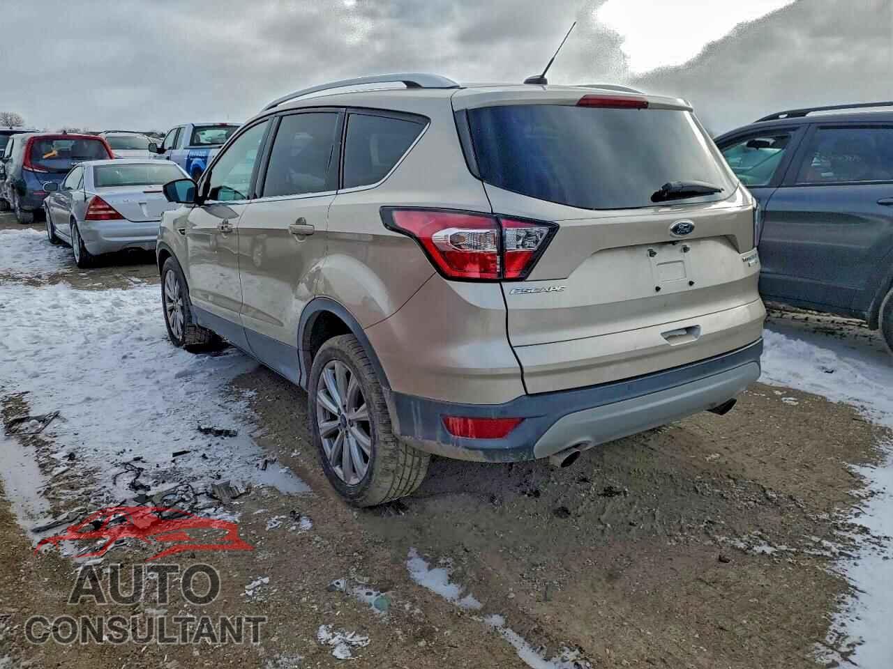 FORD ESCAPE 2017 - 1FMCU9J94HUE02493