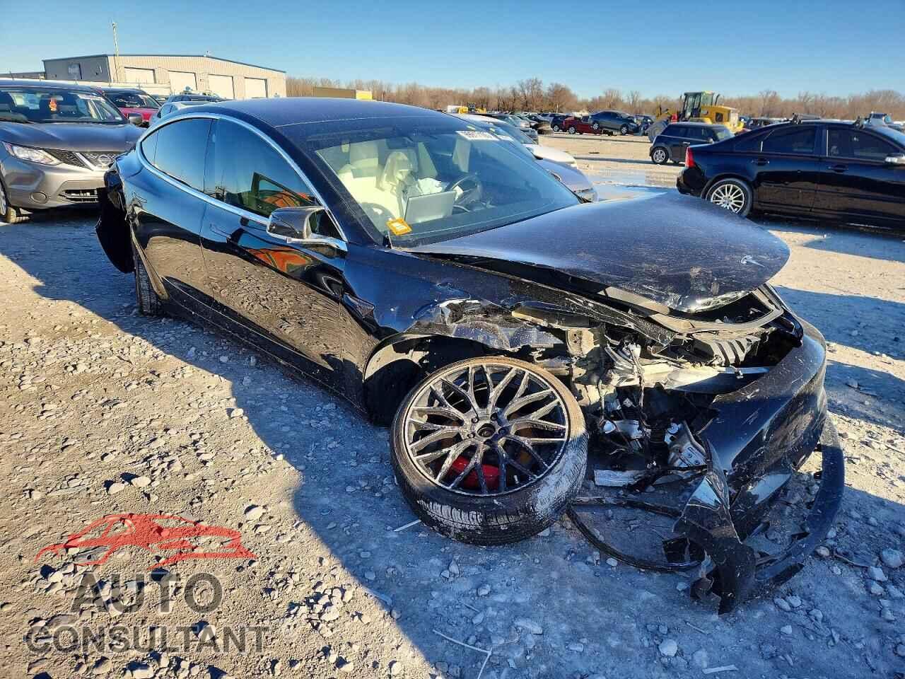 TESLA MODEL 3 2018 - 5YJ3E1EB8JF081654