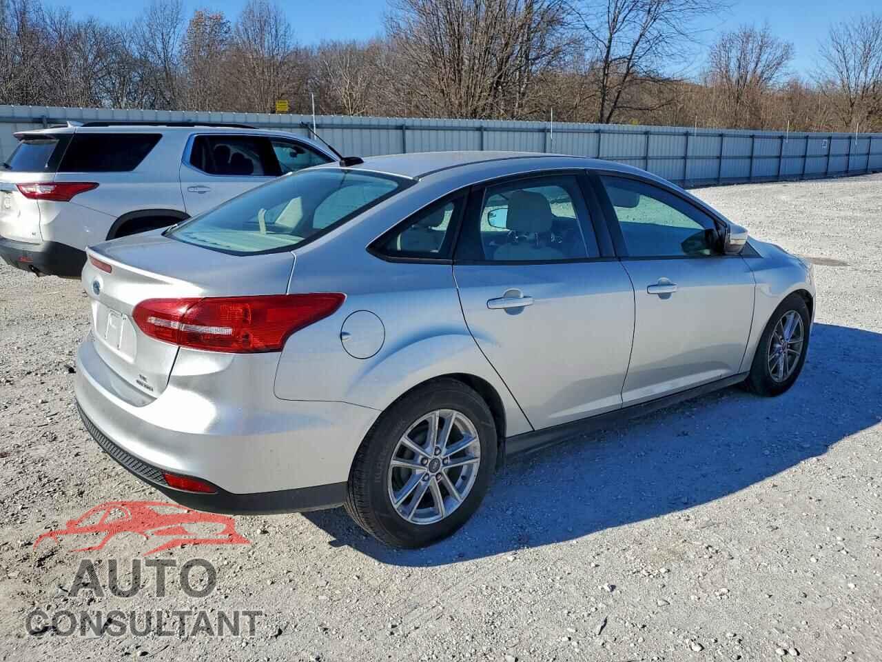 FORD FOCUS 2015 - 1FADP3F2XFL361918