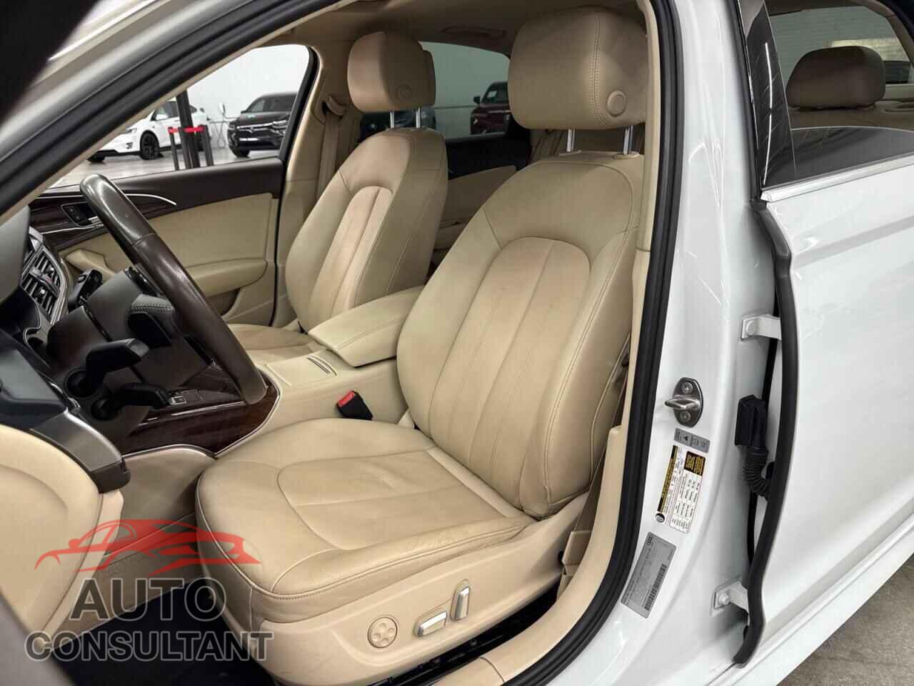 AUDI A6 2018 - WAUG8AFC7JN044173