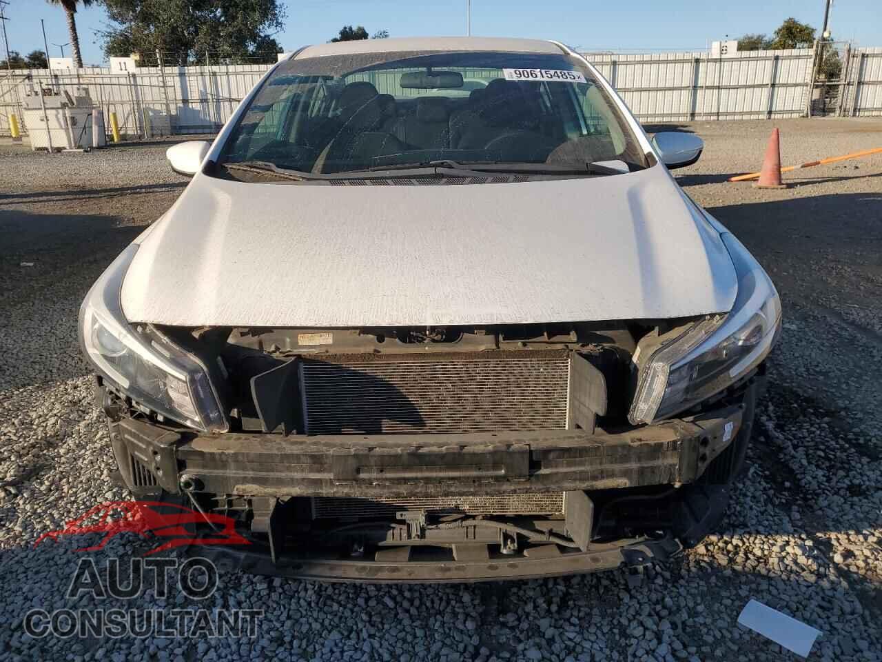 KIA FORTE 2017 - 3KPFK4A78HE142896