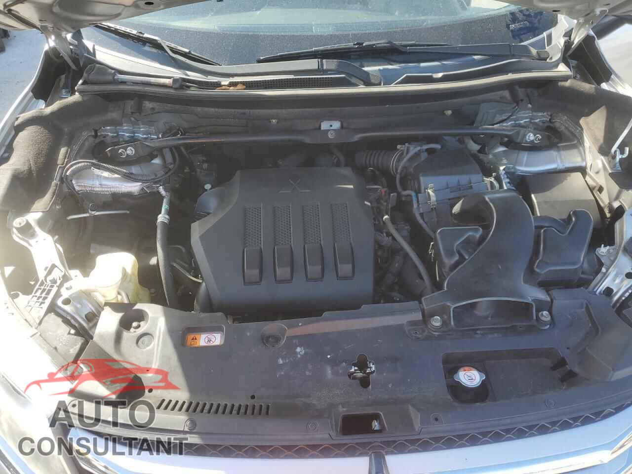 MITSUBISHI ECLIPSE 2018 - JA4AT5AA9JZ043873