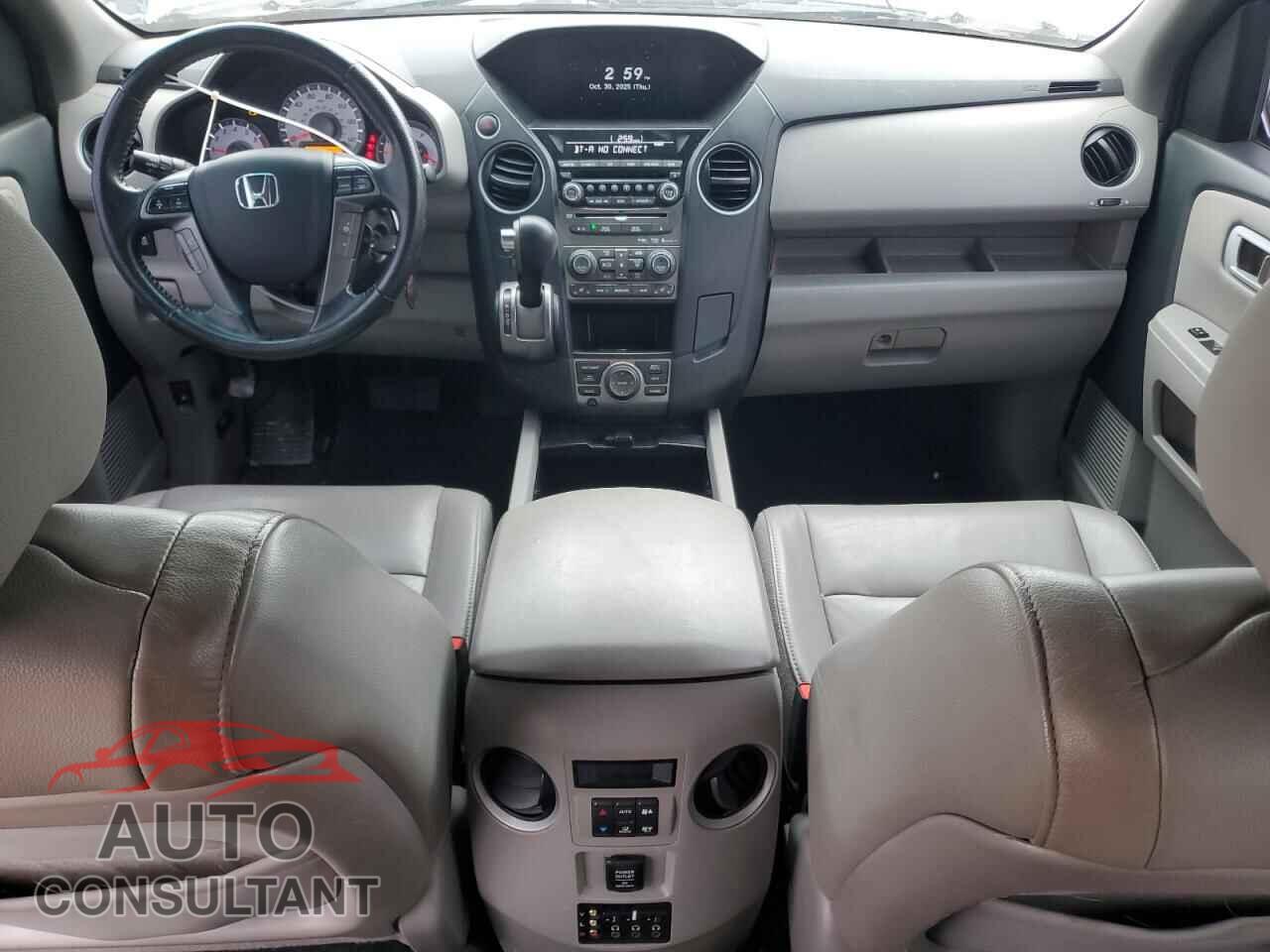 HONDA PILOT 2015 - 5FNYF3H99FB014897