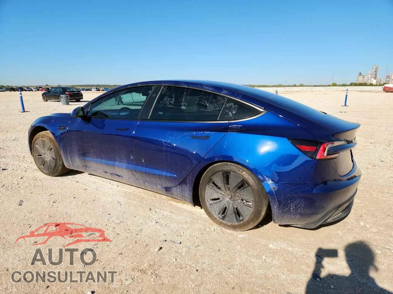 TESLA MODEL 3 2025 - 5YJ3E1EA5SF024160