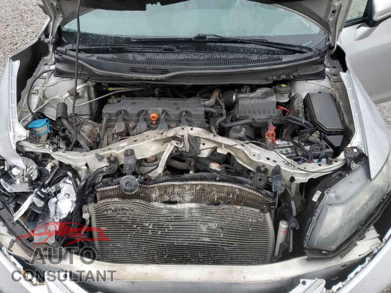 HONDA CIVIC 2014 - 19XFB2F83EE055618