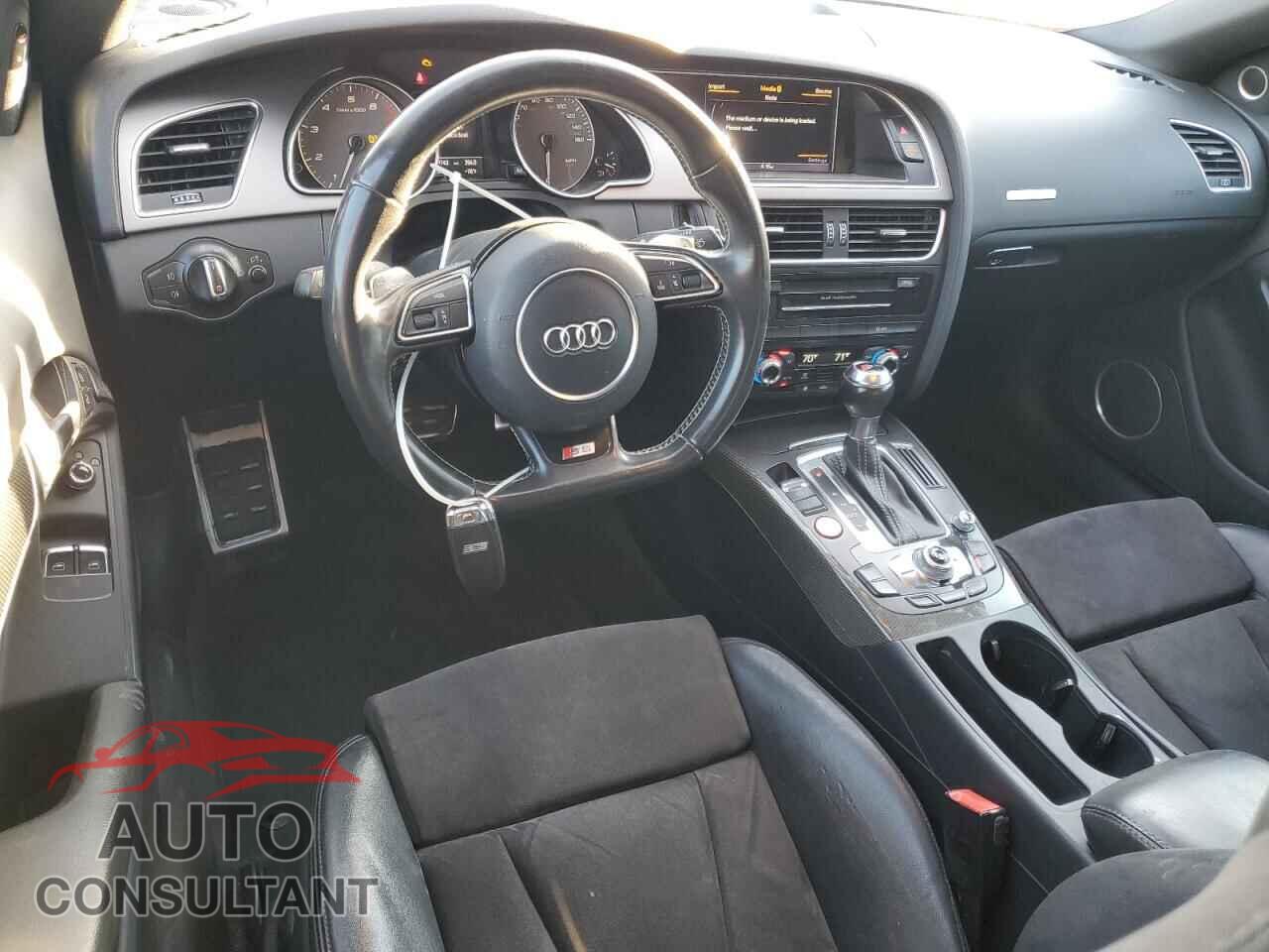 AUDI S5/RS5 2014 - WAUCGAFR2EA028613