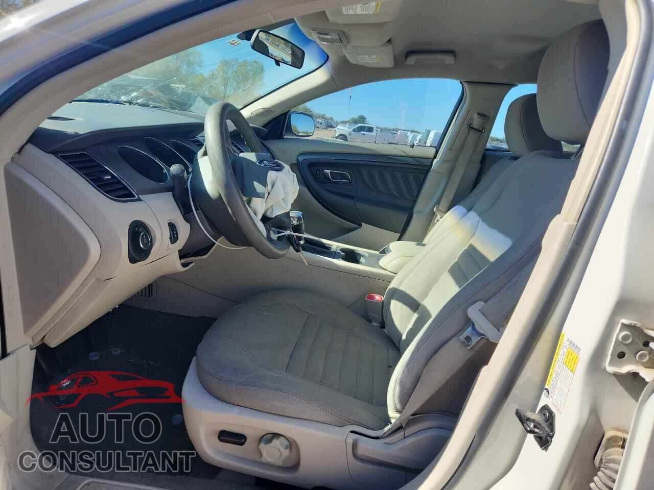 FORD TAURUS 2010 - 1FAHP2DW7AG119896