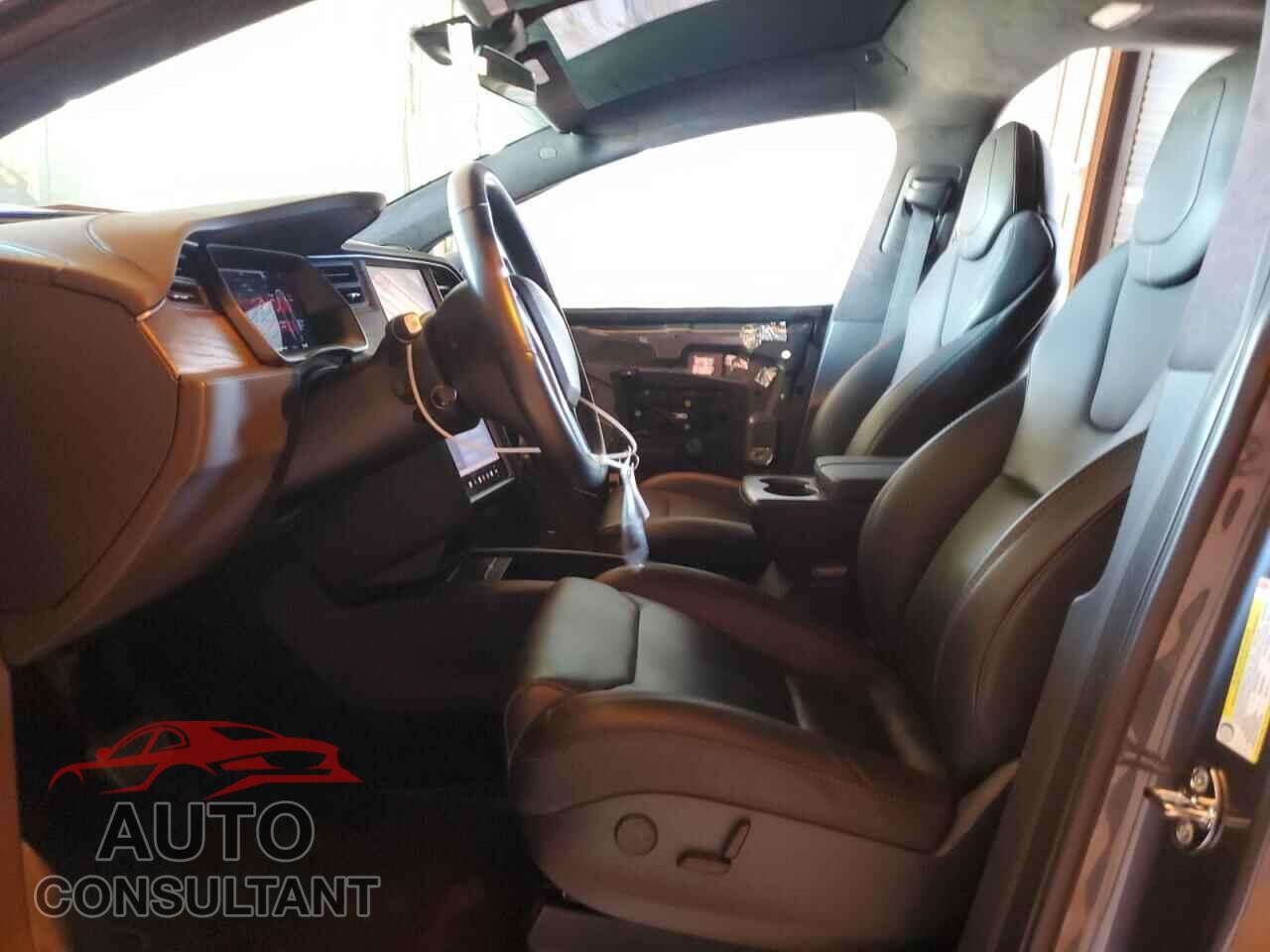 TESLA MODEL X 2019 - 5YJXCDE27KF149355